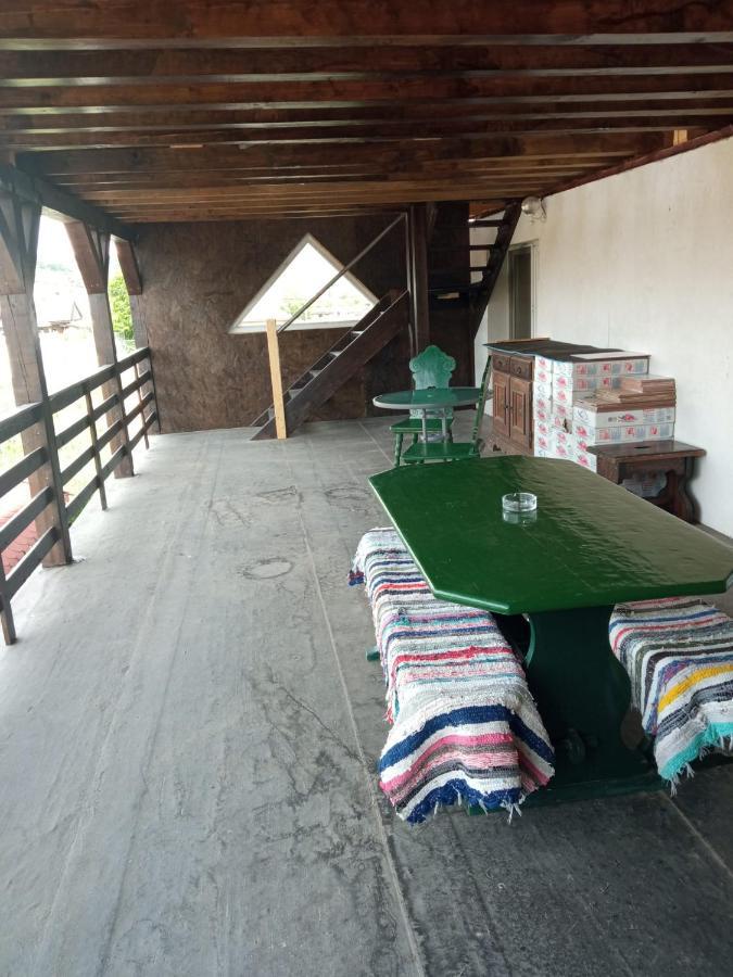 Casa Iuliana Otel Subcetate  Dış mekan fotoğraf