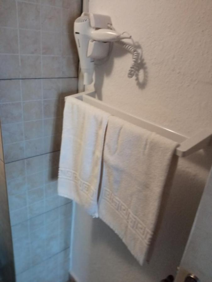 Casa Iuliana Otel Subcetate  Dış mekan fotoğraf